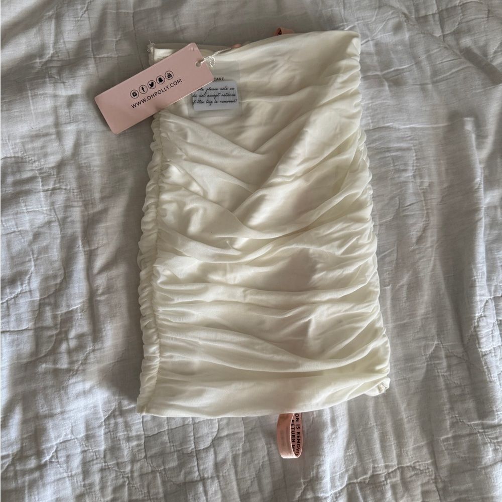 NWT oh polly mini skirt white runched Size US 0
